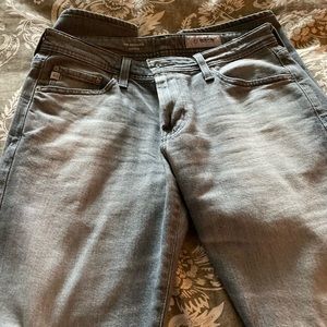 AG “Graduate” Gray Jeans 31x32